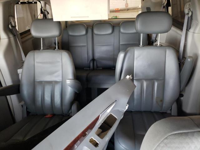 Photo 10 from auction – 2010 CHRYSLER TOWN & COU with VIN 2A4RR5DX4AR125649