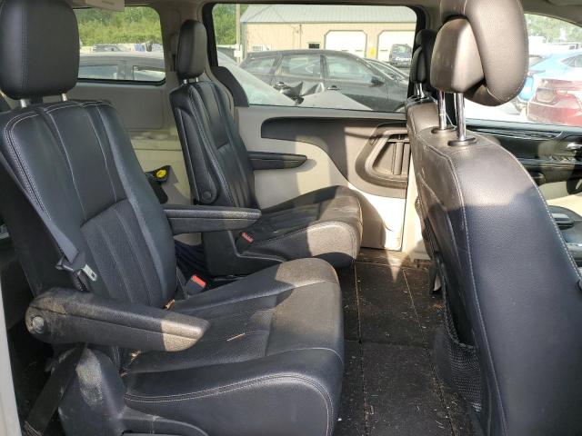 Photo 11 from auction – 2012 CHRYSLER TOWN & COU with VIN 2C4RC1BG8CR216882