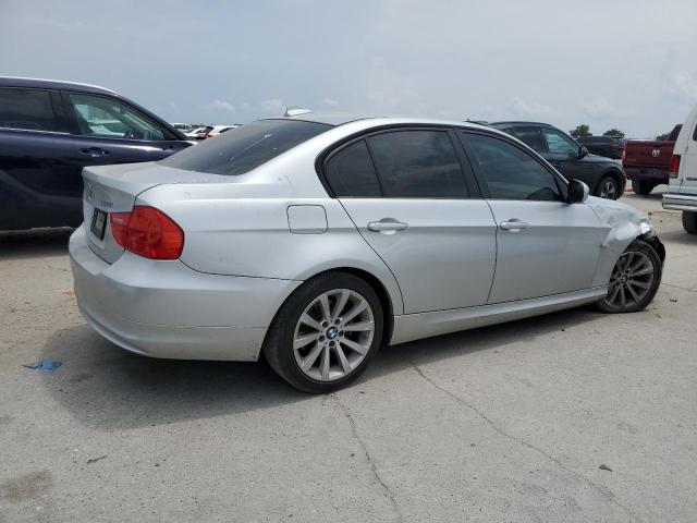 Photo 3 from auction – 2011 BMW 328 I with VIN WBAPH7C58BE677016
