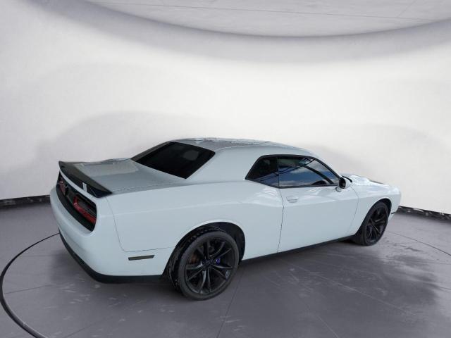Photo 3 from auction – 2016 DODGE CHALLENGER with VIN 2C3CDZAG8GH289771