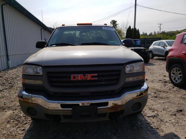 Photo 5 from auction – 2005 GMC SIERRA with VIN 1GTHK24U95E152844