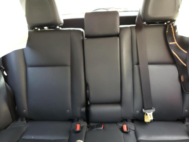 Photo 10 from auction – 2018 TOYOTA RAV4 LIMIT with VIN JTMDFREV2JJ251445