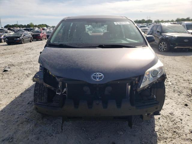 Photo 5 from auction – 2017 TOYOTA SIENNA with VIN 5TDZZ3DC4HS779284