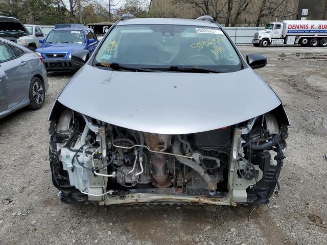 Photo 5 from auction – 2018 TOYOTA RAV4 LE with VIN 2T3BFREV7JW707707