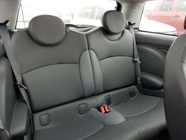 Photo 10 from auction – 2010 MINI COOPER with VIN WMWMF3C52ATZ61446