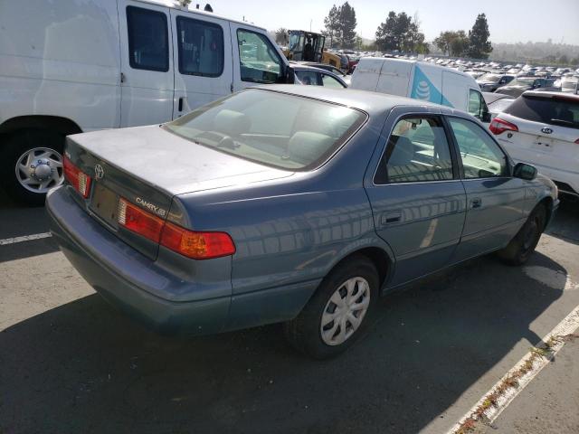 Photo 3 from auction – 2001 TOYOTA CAMRY with VIN 4T1BG22K01U829624