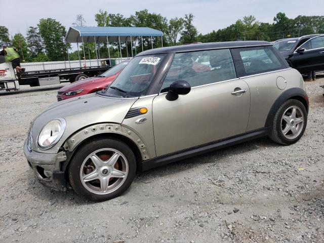 Снимка 1 от търг – 2008 MINI COOPER с VIN WMWMF33598TT60061