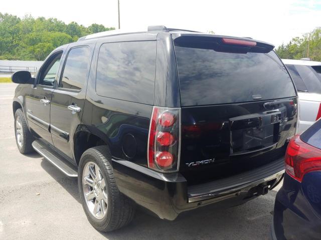 Photo 3 from auction – 2007 GMC YUKON DENA with VIN 1GKFK63847J330001