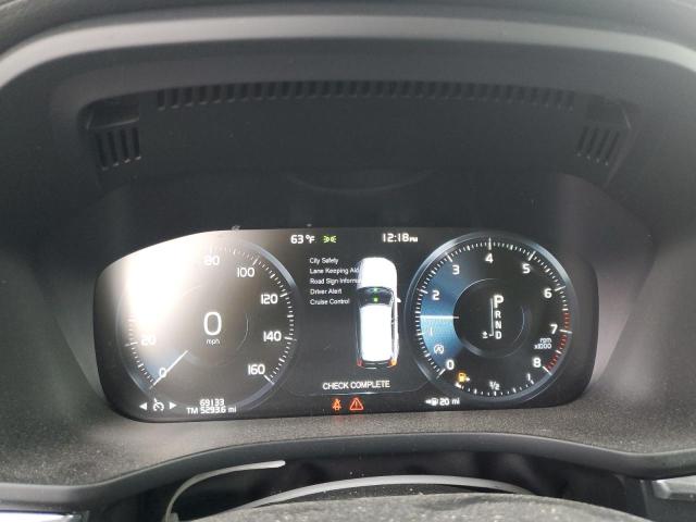 Photo 9 from auction – 2018 VOLVO XC60 T5 IN with VIN LYV102RL6JB073522