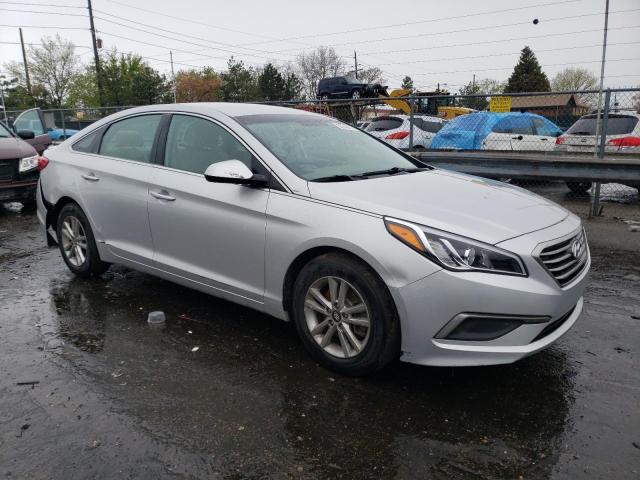 Photo 4 from auction – 2016 HYUNDAI SONATA SE with VIN 5NPE24AF8GH385315