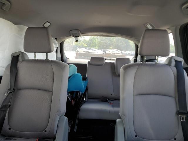 Photo 10 from auction – 2018 HONDA ODYSSEY LX with VIN 5FNRL6H29JB033282