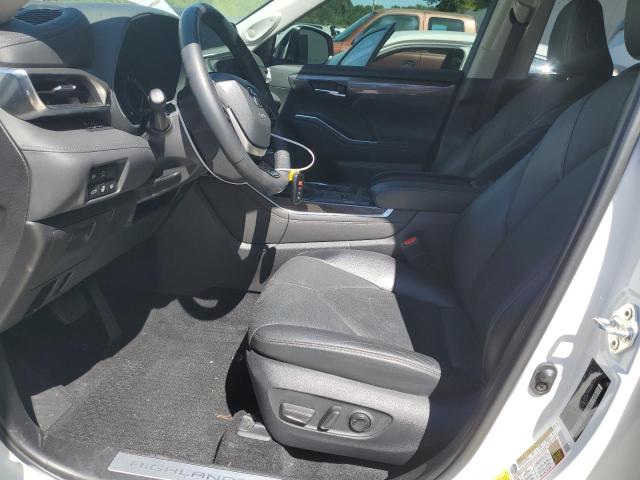 Photo 7 from auction – 2022 TOYOTA HIGHLANDER with VIN 5TDYZRAH4NS547052