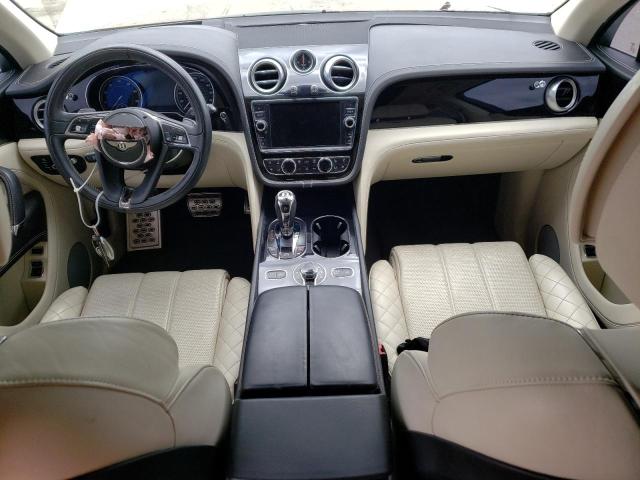 Photo 8 from auction – 2017 BENTLEY BENTAYGA with VIN SJAAC2ZV7HC016035