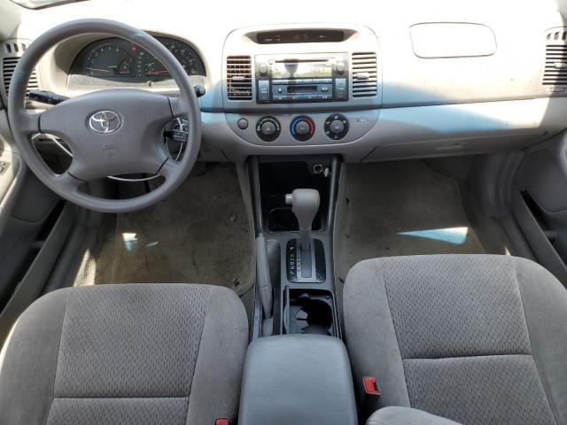 Photo 8 from auction – 2002 TOYOTA CAMRY LE with VIN 4T1BF30K12U518989