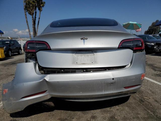 Photo 6 from auction – 2018 TESLA MODEL 3 with VIN 5YJ3E1EA6JF076539