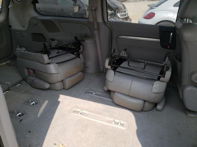 Photo 13 from auction – 2007 HYUNDAI ENTOURAGE with VIN KNDMC233776032509