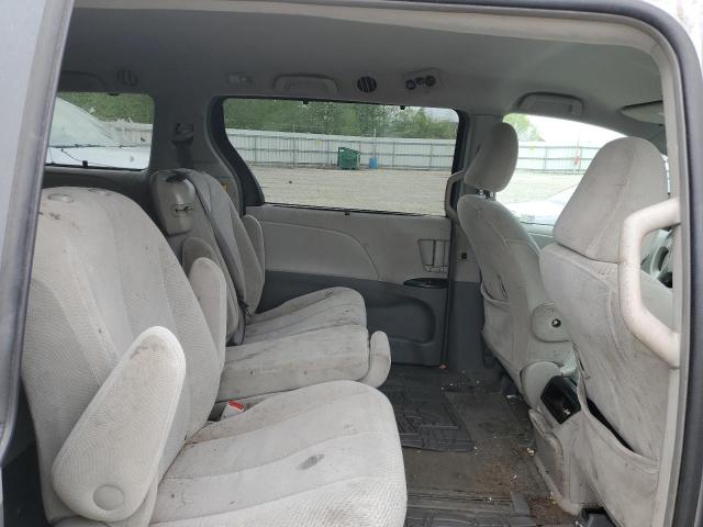 Photo 11 from auction – 2011 TOYOTA SIENNA LE with VIN 5TDKK3DC5BS063667