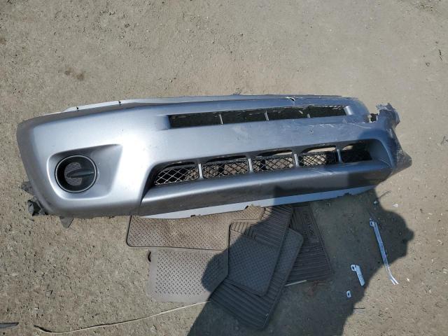 Фото 12 с аукциона – 2005 TOYOTA RAV4 с VIN JTEHD20V250070441