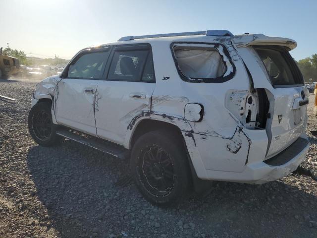 Photo 2 from auction – 2018 TOYOTA 4RUNNER SR with VIN JTEBU5JR8J5609988