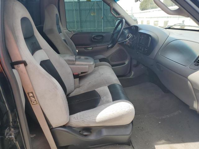 Photo 10 from auction – 2001 FORD F150 SVT L with VIN 2FTZF073X1CA56530