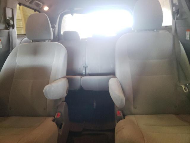 Photo 10 from auction – 2017 TOYOTA SIENNA LE with VIN 5TDJZ3DC0HS156239