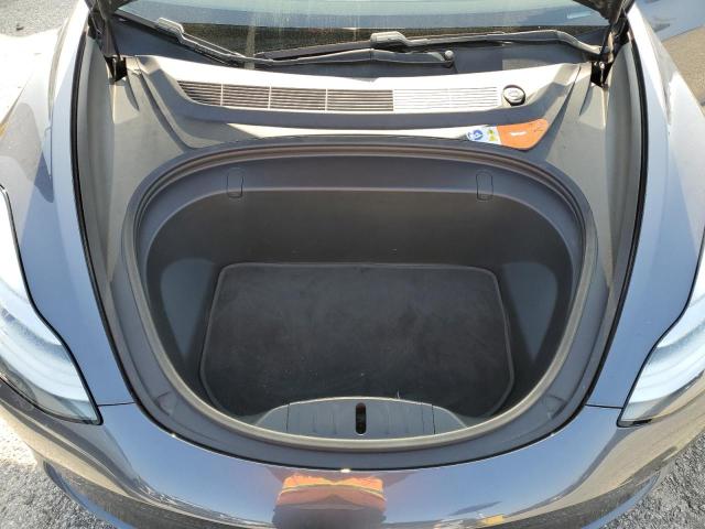 Photo 11 from auction – 2018 TESLA MODEL 3 with VIN 5YJ3E1EA1JF012618