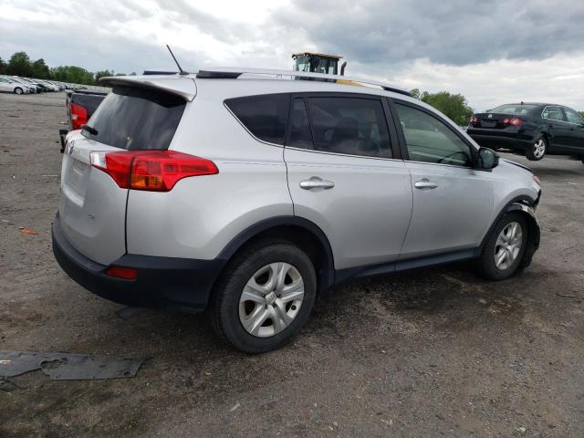 Photo 3 from auction – 2015 TOYOTA RAV4 LE with VIN JTMZFREV5FD050361