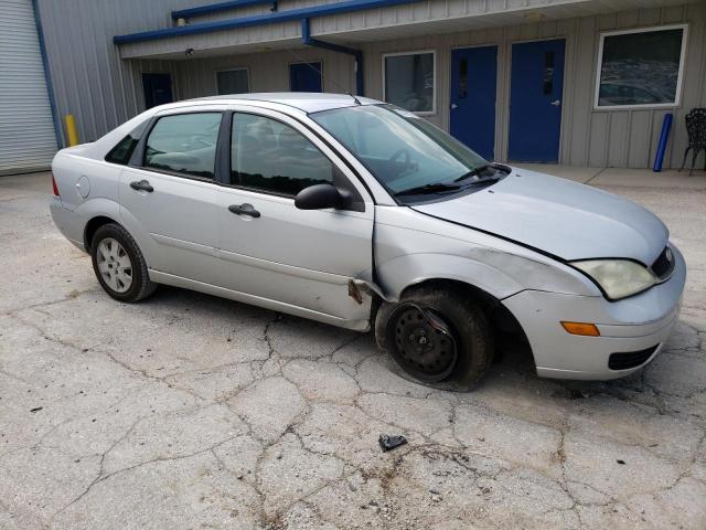 Photo 4 from auction – 2007 FORD FOCUS ZX4 with VIN 1FAFP34N97W177141