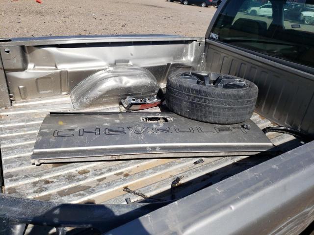Photo 12 from auction – 2000 CHEVROLET SILVERADO with VIN 1GCEC14W6YZ354923