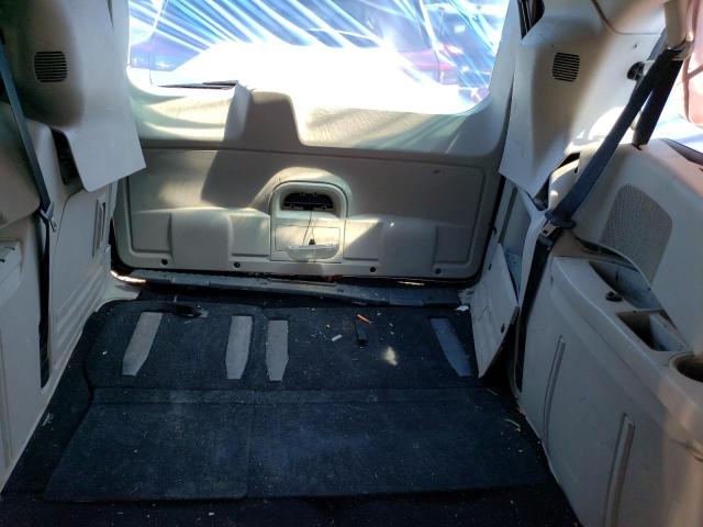 صورة رقم 10 من المزاد - 2011 CHRYSLER TOWN & COU مع VIN 2A4RR5DG5BR720172