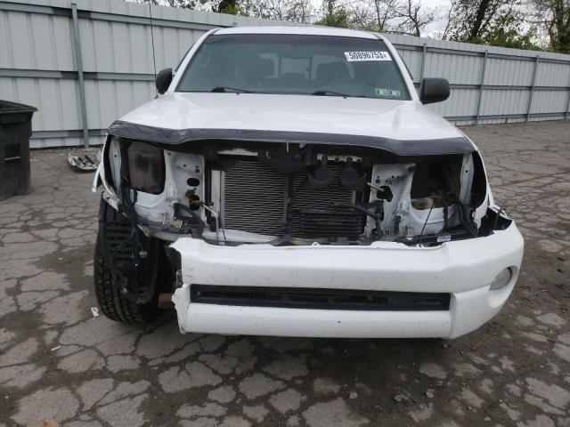 Photo 5 from auction – 2011 TOYOTA TACOMA DOU with VIN 3TMLU4EN1BM069647