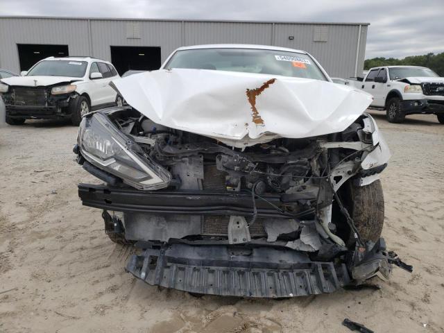 Photo 5 from auction – 2016 NISSAN SENTRA S with VIN 3N1AB7AP7GL660295