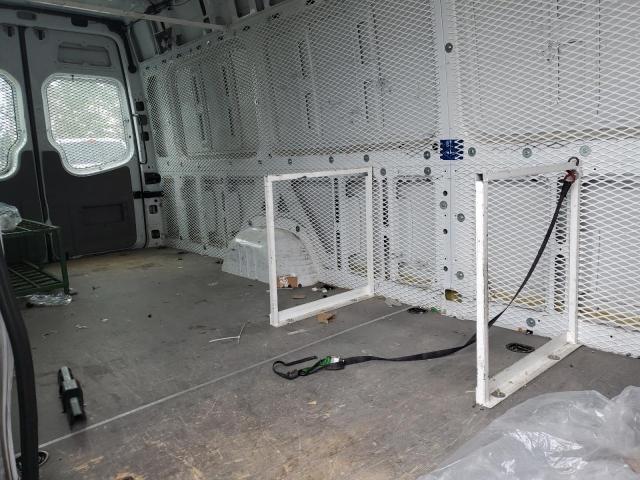 Photo 11 from auction – 2014 MERCEDES-BENZ SPRINTER 2 with VIN WD3PE8CC4E5892956