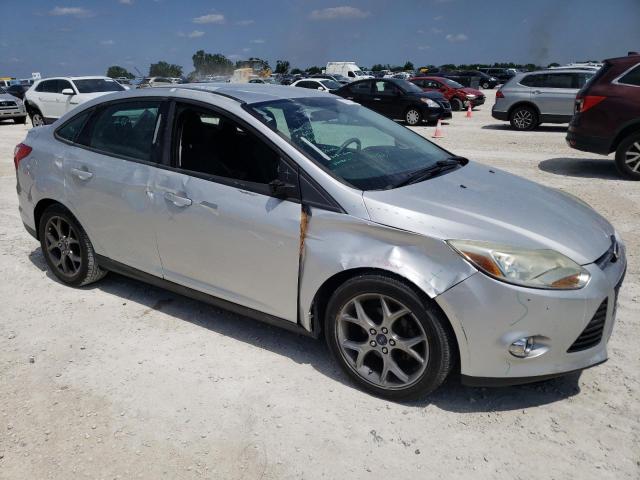 Photo 4 from auction – 2014 FORD FOCUS SE with VIN 1FADP3F28EL337325