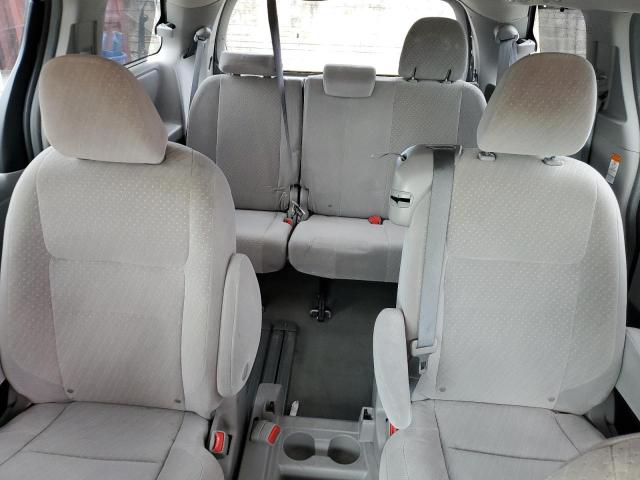 Photo 10 from auction – 2018 TOYOTA SIENNA LE with VIN 5TDKZ3DC6JS960488