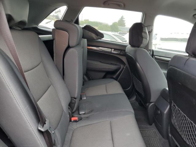 Photo 11 from auction – 2013 KIA SORENTO with VIN 5XYKT3A16DG374010