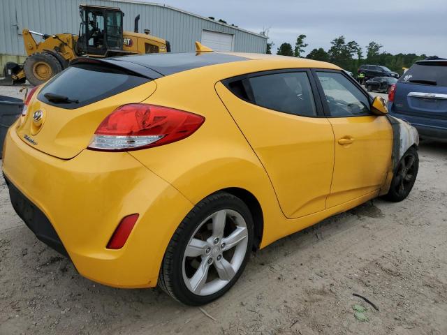 Photo 3 from auction – 2013 HYUNDAI VELOSTER with VIN KMHTC6AD9DU143371