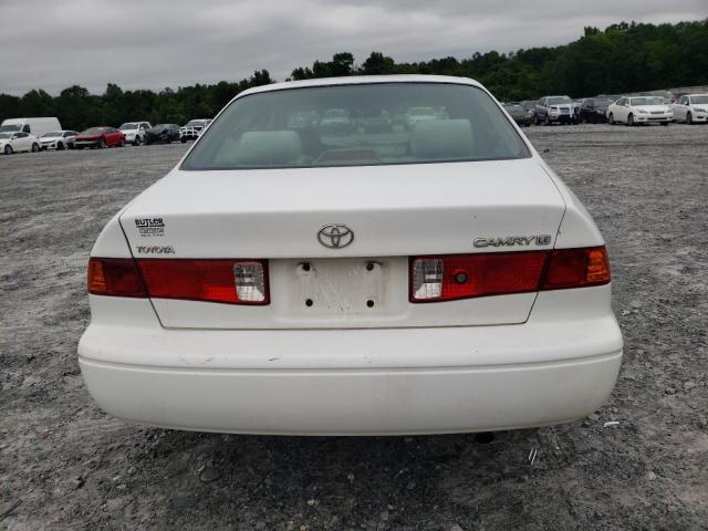 Photo 6 from auction – 2000 TOYOTA CAMRY CE with VIN 4T1BG22K3YU970861