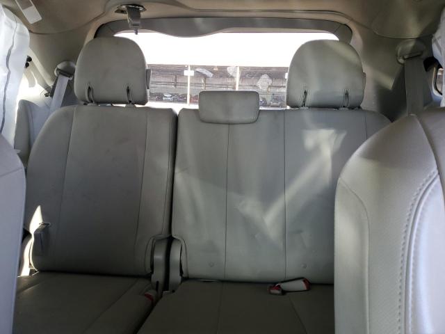 Photo 10 from auction – 2011 TOYOTA SIENNA XLE with VIN 5TDDK3DC6BS015412