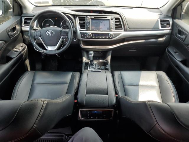 Photo 8 from auction – 2019 TOYOTA HIGHLANDER with VIN 5TDJZRFH4KS598198