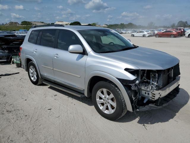 Photo 4 from auction – 2011 TOYOTA HIGHLANDER with VIN 5TDZK3EH4BS046335