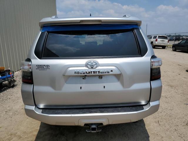 Photo 6 from auction – 2018 TOYOTA 4RUNNER SR with VIN JTEZU5JR0J5171983