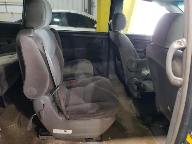 Photo 11 from auction – 2005 TOYOTA SIENNA CE with VIN 5TDZA23C75S221279