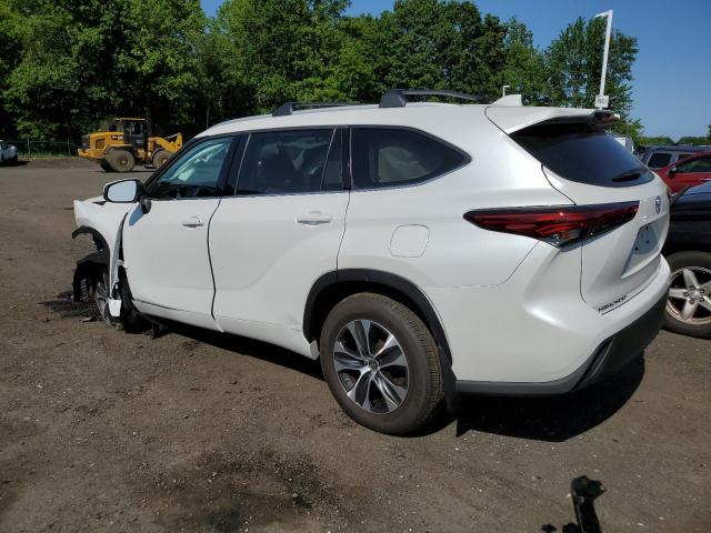 Photo 2 from auction – 2022 TOYOTA HIGHLANDER with VIN 5TDGZRBH5NS252620
