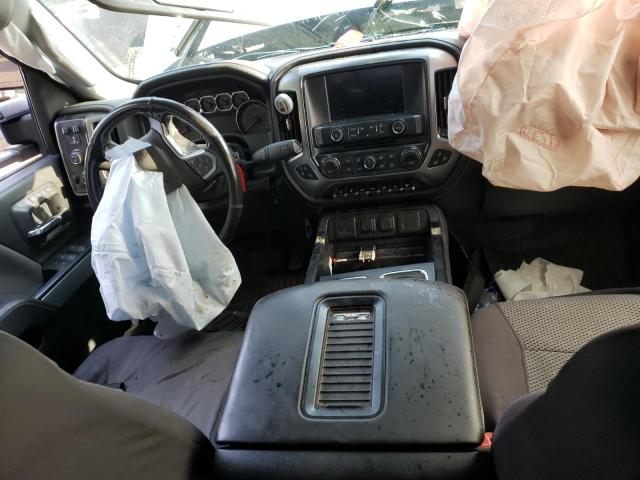 Photo 8 from auction – 2018 CHEVROLET SILVERADO with VIN 1GC1KWEY3JF194960