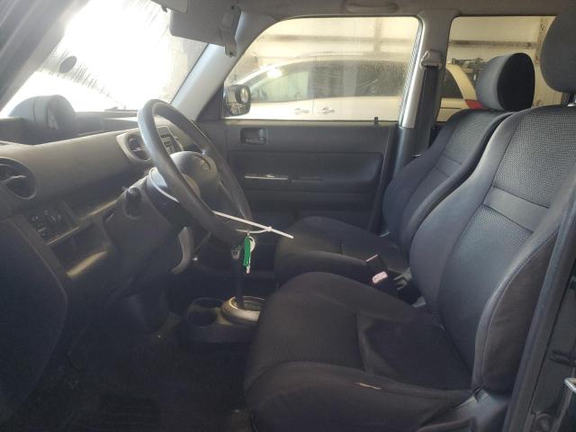 Photo 7 from auction – 2005 TOYOTA SCION XB with VIN JTLKT324350184587