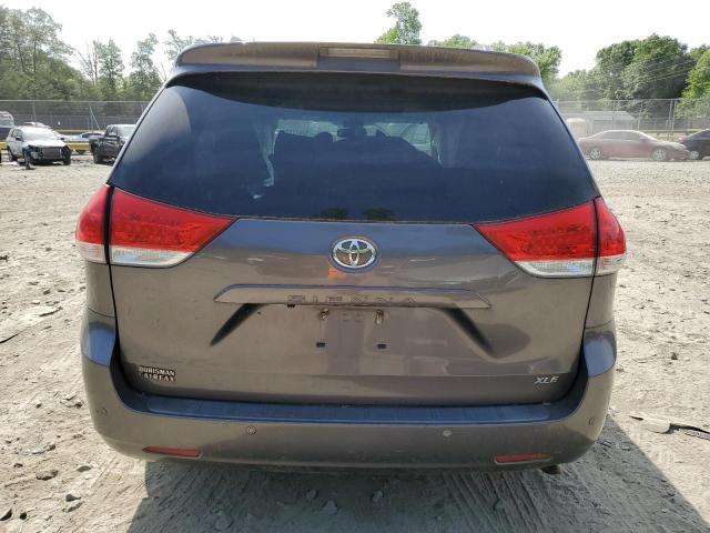 Photo 6 from auction – 2011 TOYOTA SIENNA XLE with VIN 5TDYK3DC2BS091341