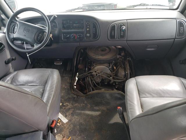 Photo 8 from auction – 1999 DODGE RAM WAGON with VIN 2B5WB35Y8XK580149
