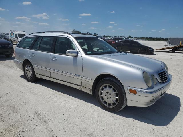Photo 4 from auction – 2000 MERCEDES-BENZ E 320 with VIN WDBJH65J8YA976503