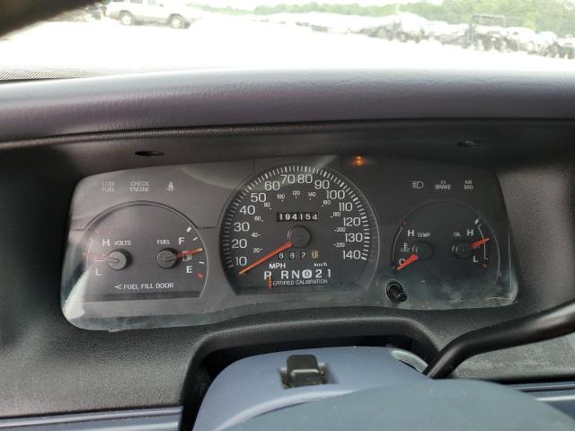 Photo 9 from auction – 1998 FORD CROWN VICT with VIN 2FAFP71W5WX152051